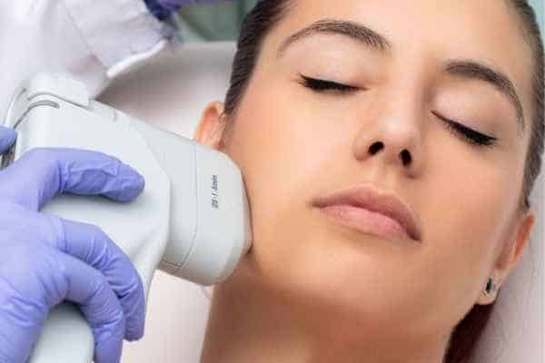 Why Do People Choose HIFU for a Non-Surgical Facelift? 1 Why do people consider HIFU Paisley?
